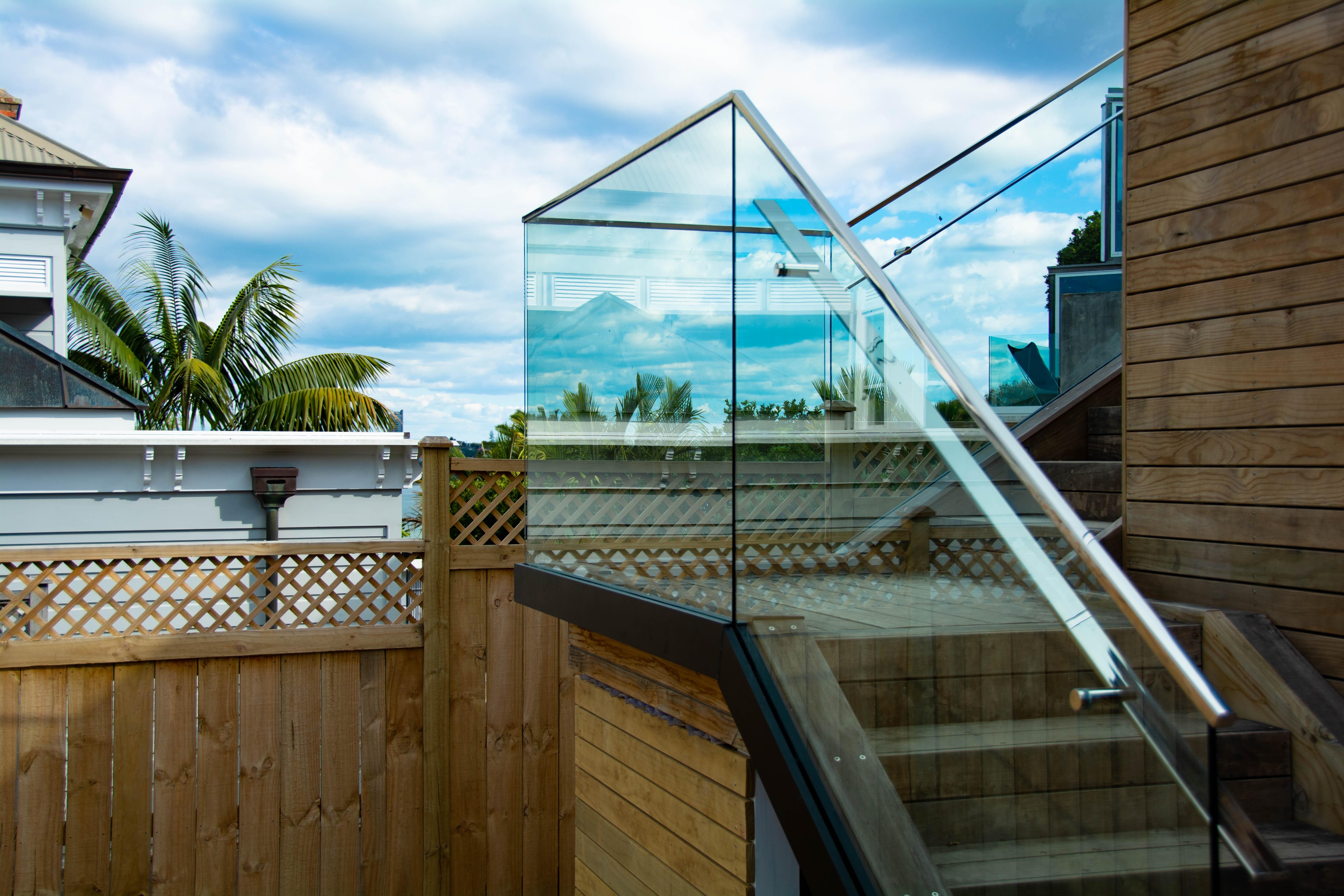 Balustrades vs. Handrails: What’s The Difference?